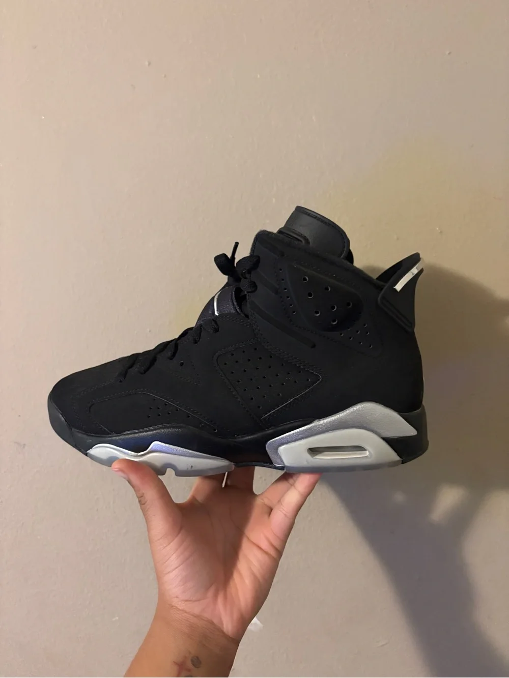 Jordan 6 Retro Chrome